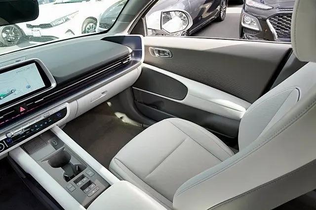 2024 Hyundai IONIQ 6 SEL
