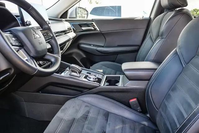 2024 Mitsubishi Outlander SE 2.5 2WD