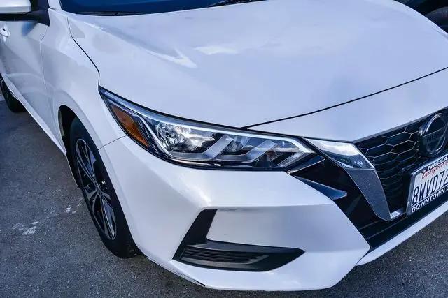 2021 Nissan Sentra SV Xtronic CVT