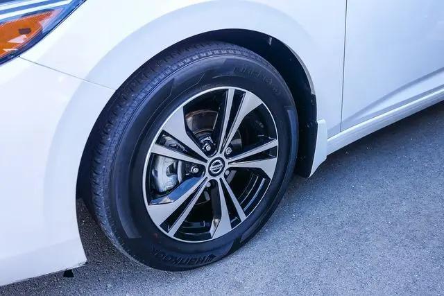 2021 Nissan Sentra SV Xtronic CVT