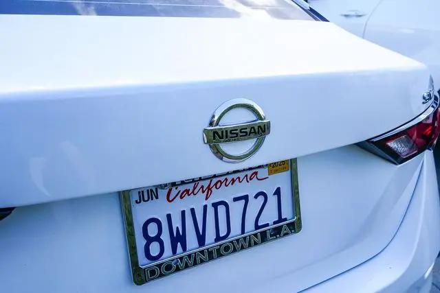 2021 Nissan Sentra SV Xtronic CVT