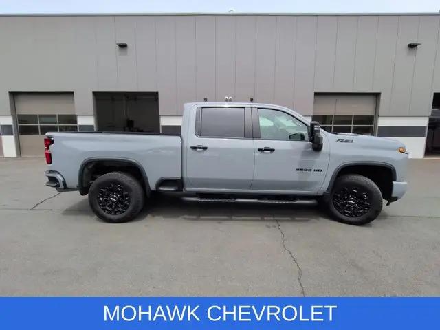 2024 Chevrolet Silverado 2500HD 4WD Crew Cab Standard Bed LT