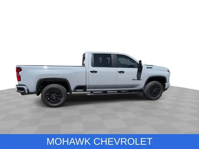 2024 Chevrolet Silverado 2500HD 4WD Crew Cab Standard Bed LT