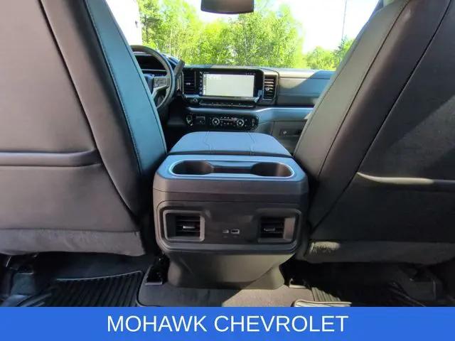 2024 Chevrolet Silverado 2500HD 4WD Crew Cab Standard Bed LT
