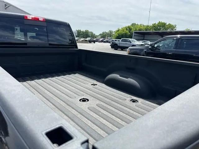 2024 Ram 3500 Lone Star Crew Cab 4x4 8' Box