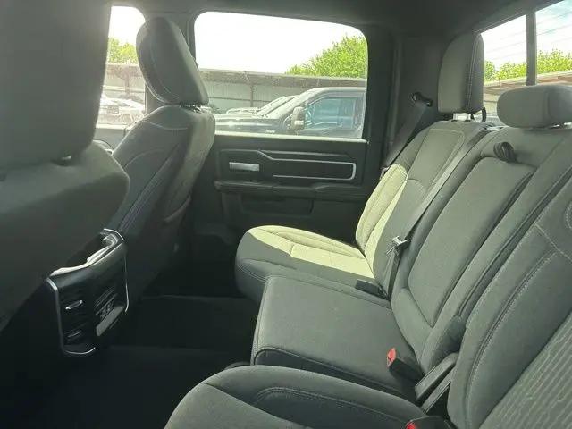 2024 Ram 3500 Lone Star Crew Cab 4x4 8' Box