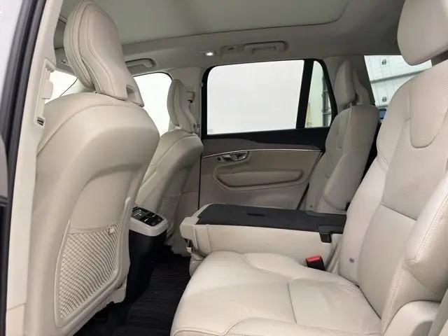 2025 Volvo XC90 B6 Plus 7-Seater