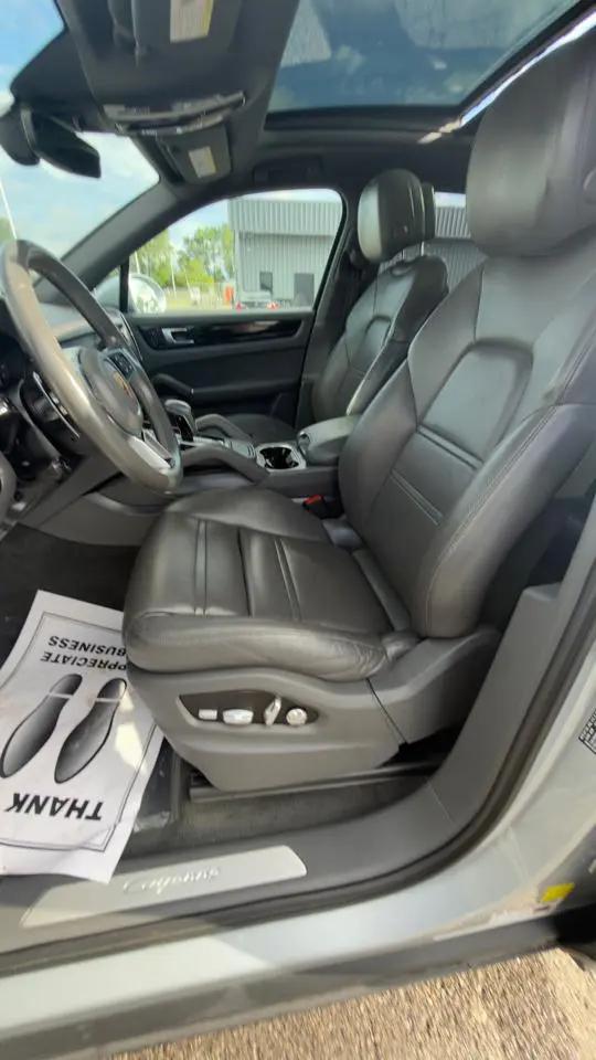 2019 Porsche Cayenne Cayenne