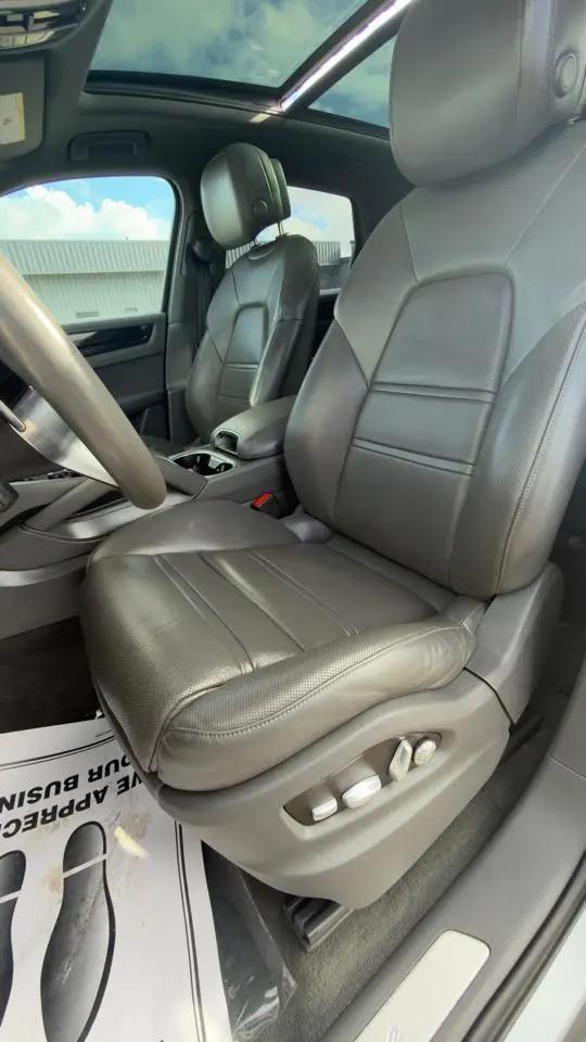 2019 Porsche Cayenne Cayenne