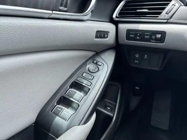 2019 Honda Accord Hybrid Touring