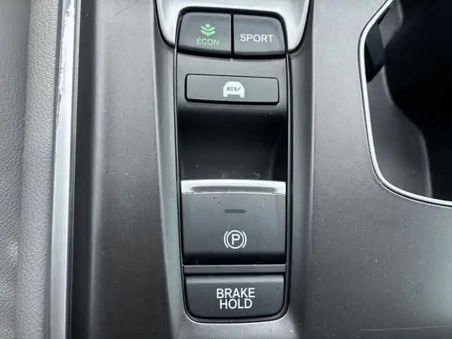 2019 Honda Accord Hybrid Touring