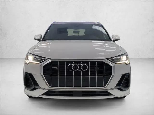 2023 Audi Q3 Premium 45 TFSI S line quattro Tiptronic