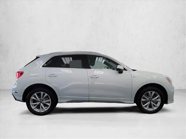 2023 Audi Q3 Premium 45 TFSI S line quattro Tiptronic