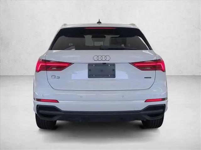 2023 Audi Q3 Premium 45 TFSI S line quattro Tiptronic