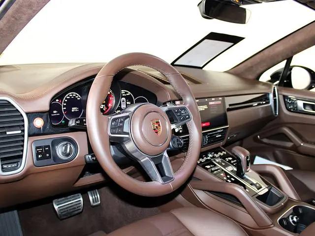 2021 Porsche Cayenne GTS