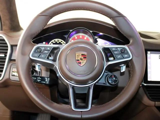 2021 Porsche Cayenne GTS