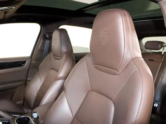 2021 Porsche Cayenne GTS