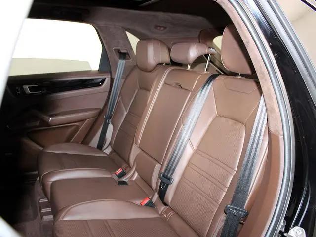 2021 Porsche Cayenne GTS