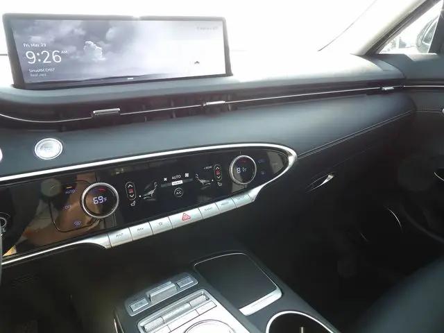 2025 Genesis GV70 2.5T AWD