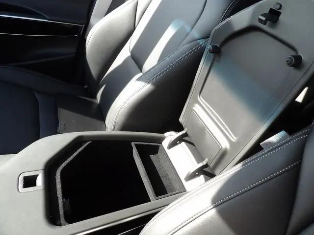 2025 Genesis GV70 2.5T AWD