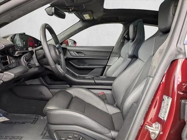 2022 Porsche Taycan GTS