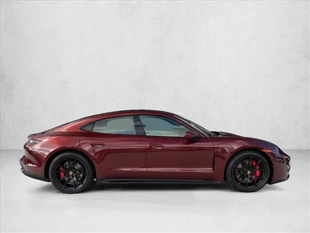 2022 Porsche Taycan GTS