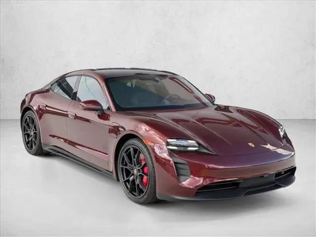 2022 Porsche Taycan GTS
