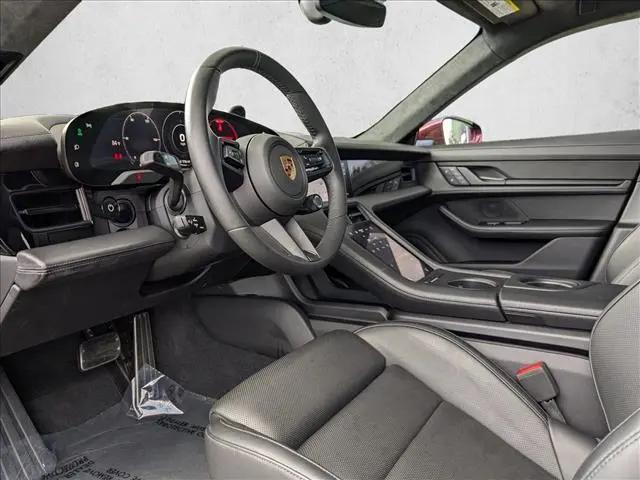 2022 Porsche Taycan GTS
