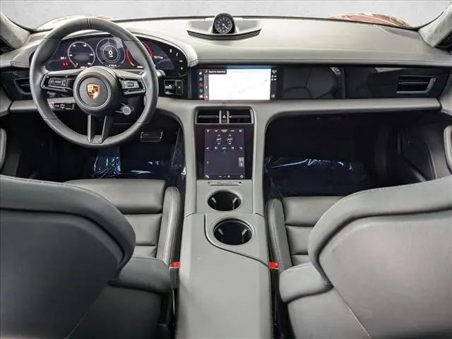 2022 Porsche Taycan GTS