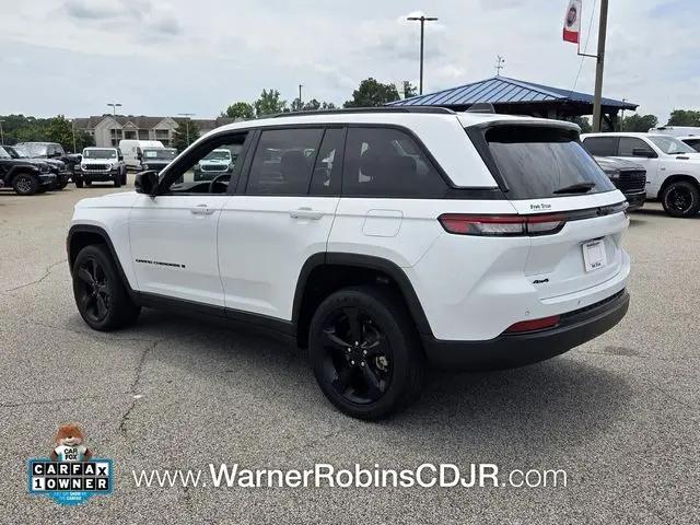 2023 Jeep Grand Cherokee Altitude 4x4