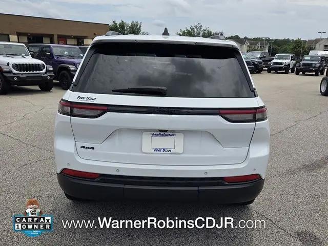 2023 Jeep Grand Cherokee Altitude 4x4