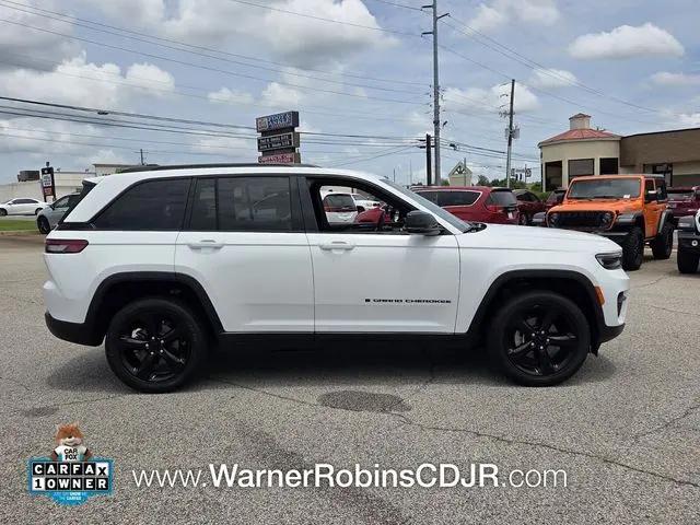 2023 Jeep Grand Cherokee Altitude 4x4