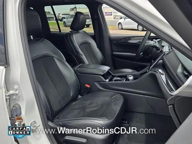 2023 Jeep Grand Cherokee Altitude 4x4
