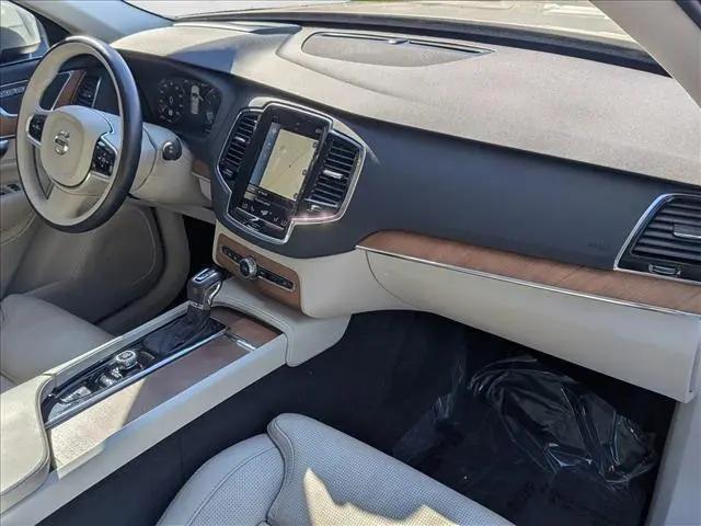 2018 Volvo XC90 T6 Inscription