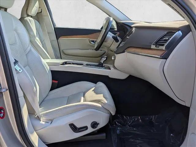 2018 Volvo XC90 T6 Inscription