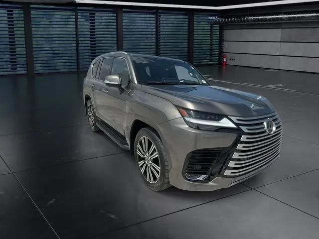 2024 Lexus LX Luxury