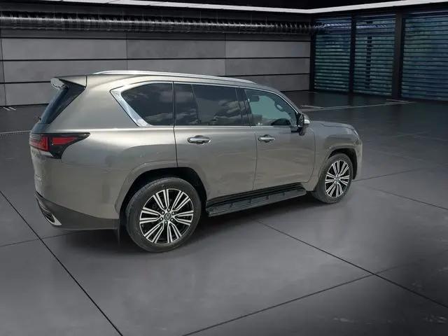 2024 Lexus LX Luxury