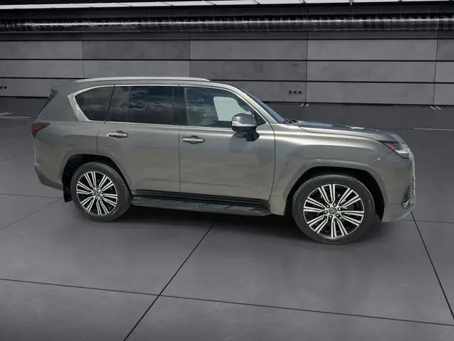 2024 Lexus LX Luxury