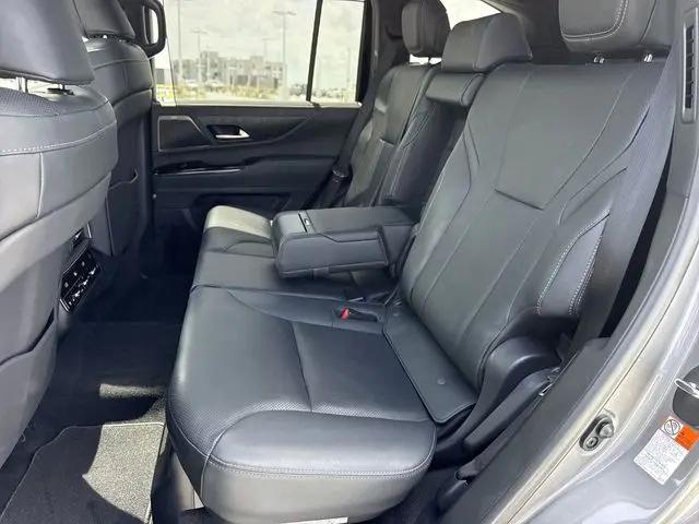 2024 Lexus LX Luxury