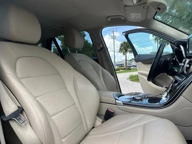 2019 Mercedes-Benz GLC GLC 300