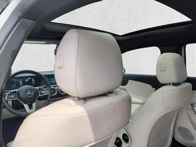 2022 Mercedes-Benz A 220 A 220