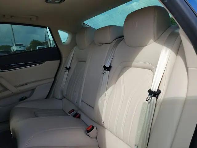 2022 Maserati Quattroporte Modena