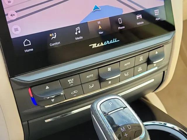 2022 Maserati Quattroporte Modena