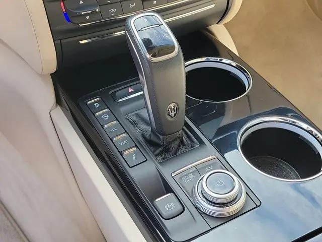 2022 Maserati Quattroporte Modena