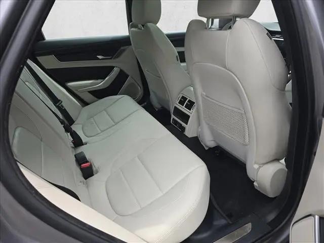 2024 Jaguar XF R-Dynamic SE P250 AWD Automatic
