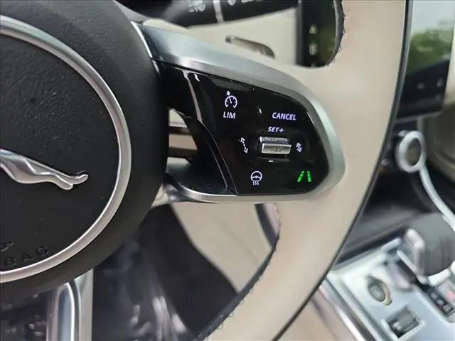2024 Jaguar XF R-Dynamic SE P250 AWD Automatic
