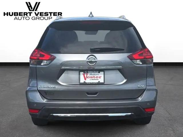 2020 Nissan Rogue SV FWD