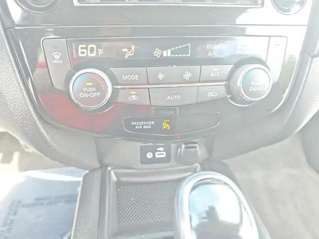 2020 Nissan Rogue SV FWD