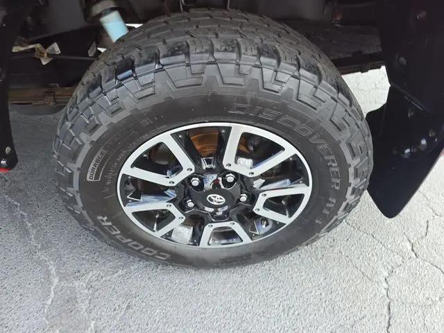 2012 Toyota Tundra Grade 4.6L V8