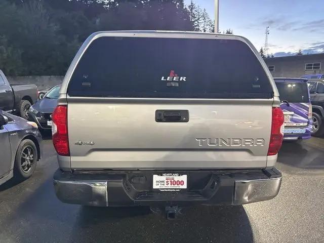 2017 Toyota Tundra SR5 5.7L V8